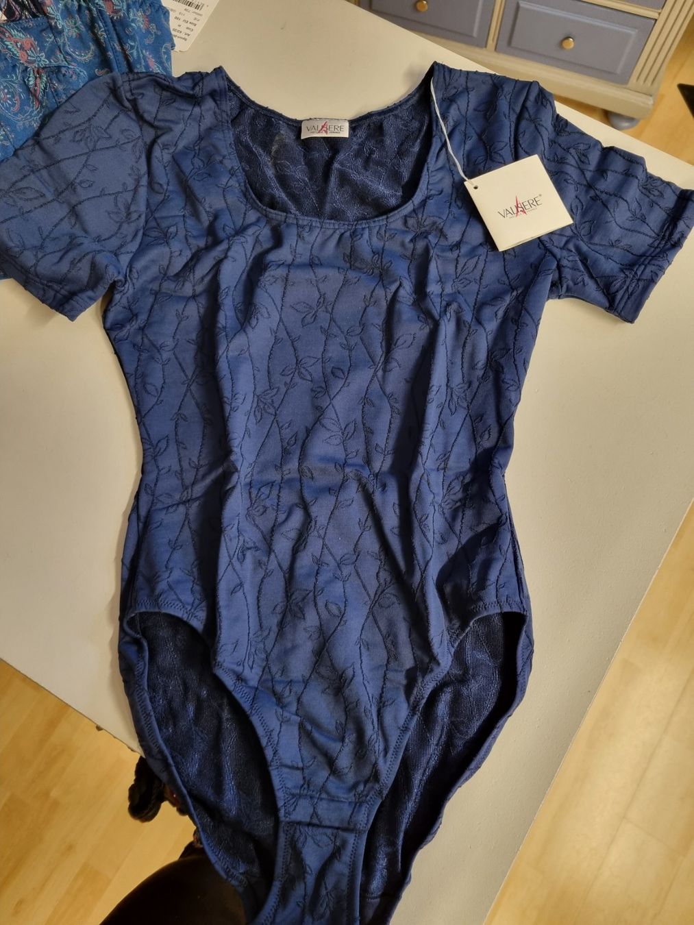 Altra biancheria intima: Body 38 Valisere – Nuovo (secondo la descrizione) da Gams venduto da inf_lj66