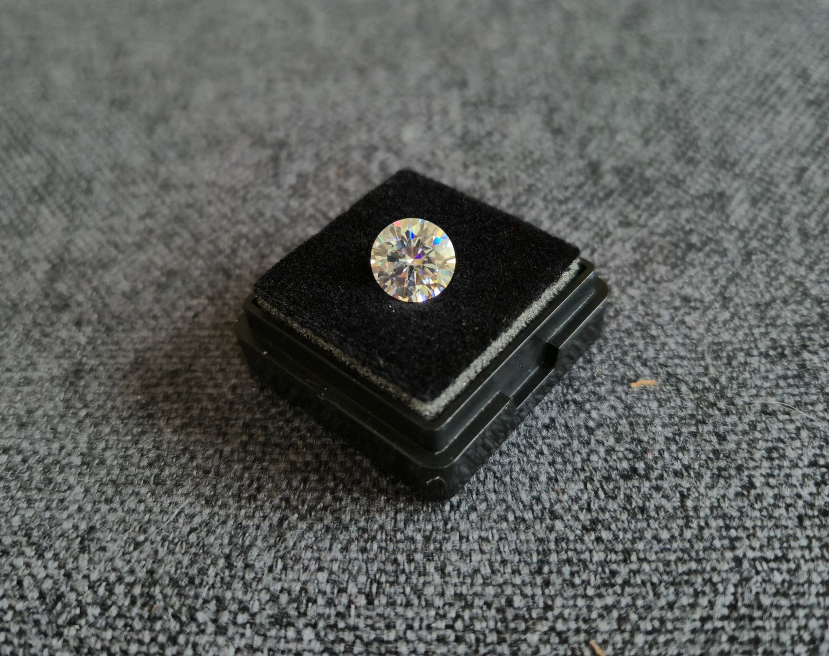 Edelsteine: Moissanite 2.0 ct mit GRA Zertifikat – Neu (gemäss Beschreibung) aus Liebefeld von Slpi-cards 4
