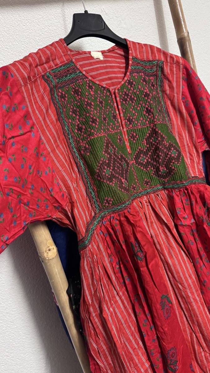Kleider: Afghani dress – Neu (gemäss Beschreibung) aus Olten von Saayis 1