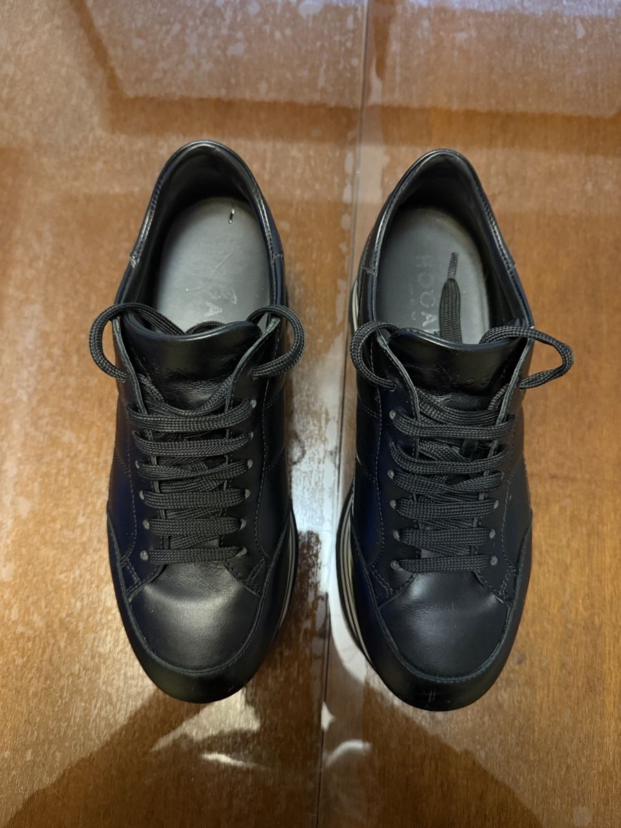 Hogan Damenschuhe: Hogan MaxiPlatform, schwarzes Leder, Größe 37 – Gebraucht aus Roveredo GR von mar_d5sf 2