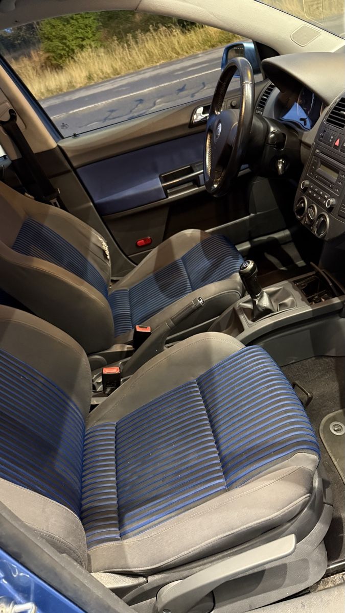 VW Automobili: Vw Polo  1.4 Tsi – Usato da Affoltern am Albis venduto da Lenti1 6