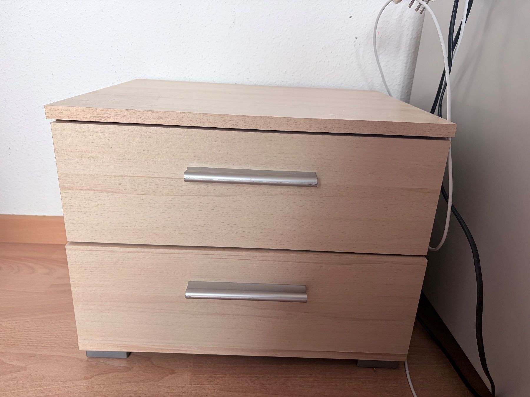 Cassettiere: Elegante Kommode aus Holz – Usato da Niederuzwil venduto da Aurora_88