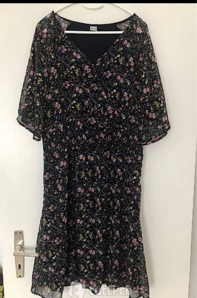 Vestiti: Kleid / Blumenkleid Gr 40 – Nuovo (secondo la descrizione) da Uetendorf venduto da Lagi00
