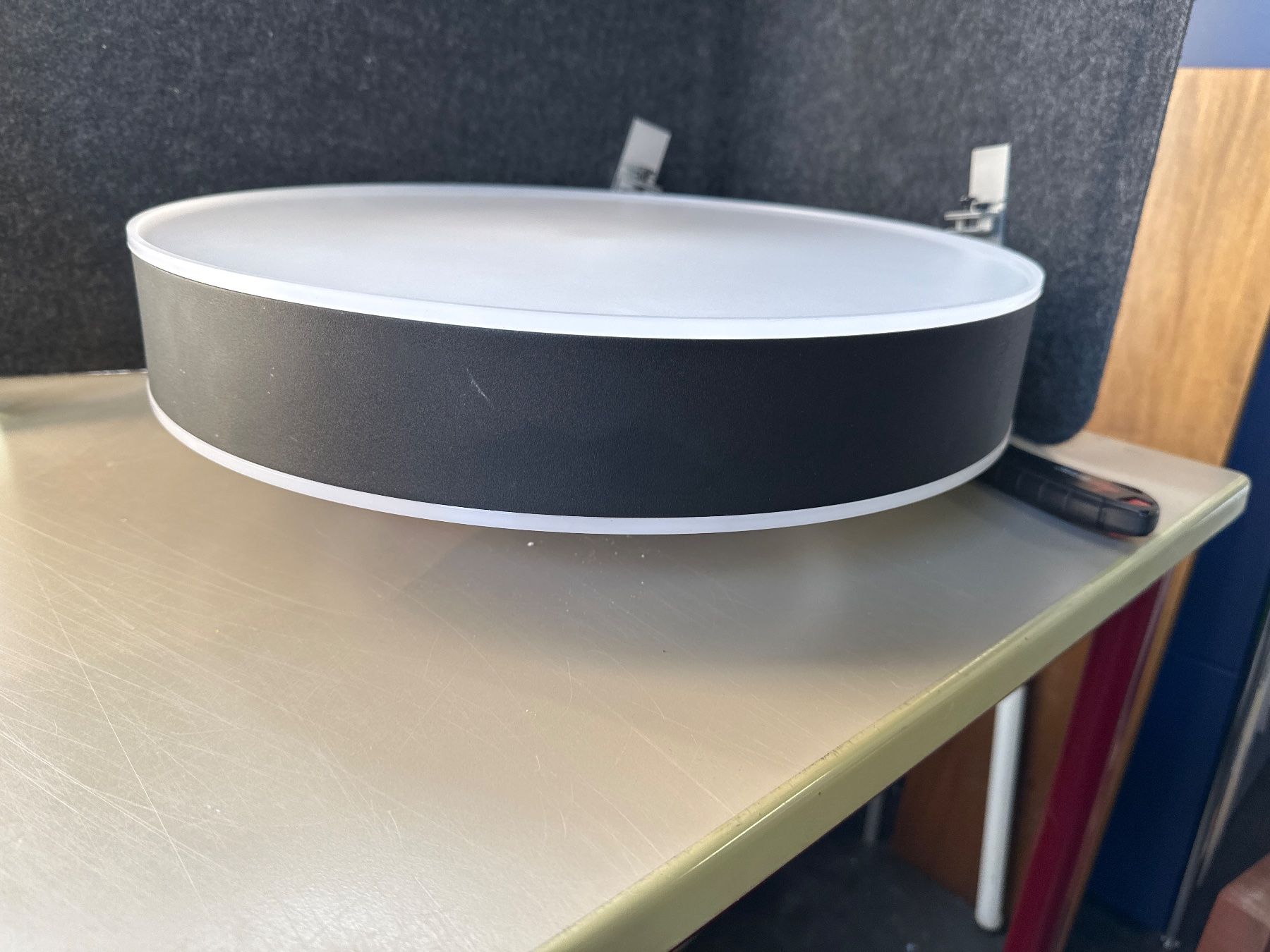 Philips Lustres & lampes de plafonds: Philips Deckenleuchte Enrave – D'occasion à Brügg BE par TSP02