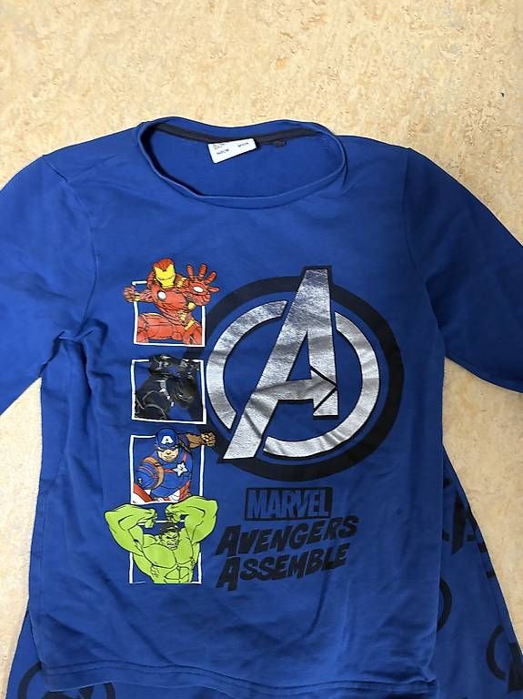 C&A Pigiama & Simili: Pyjama Avengers Gr.140 – Usato da Pfungen venduto da FloretaK 1