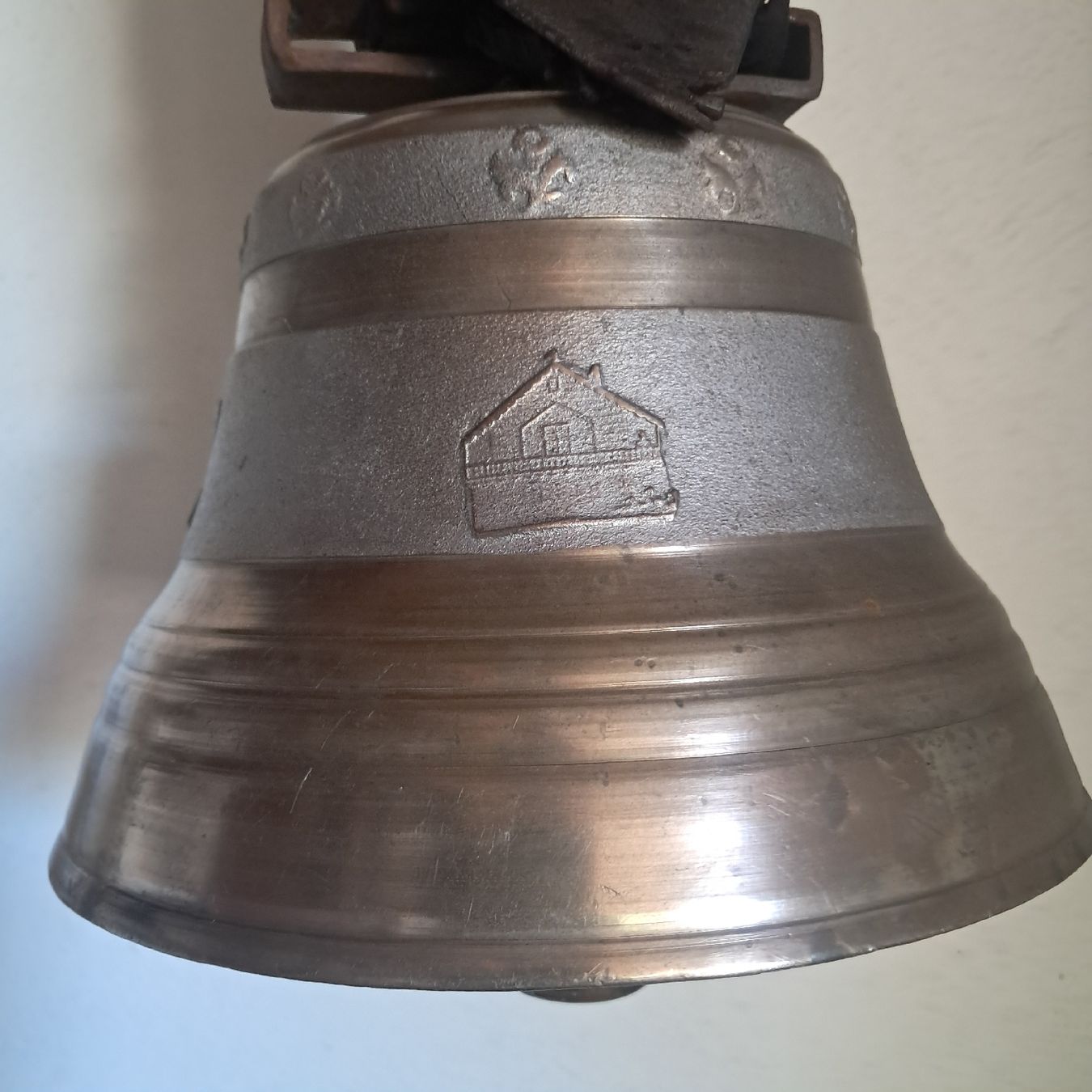 Campanacci mucche: Gute Alte Glocke  – Usato da Murten venduto da SHETHOF 1