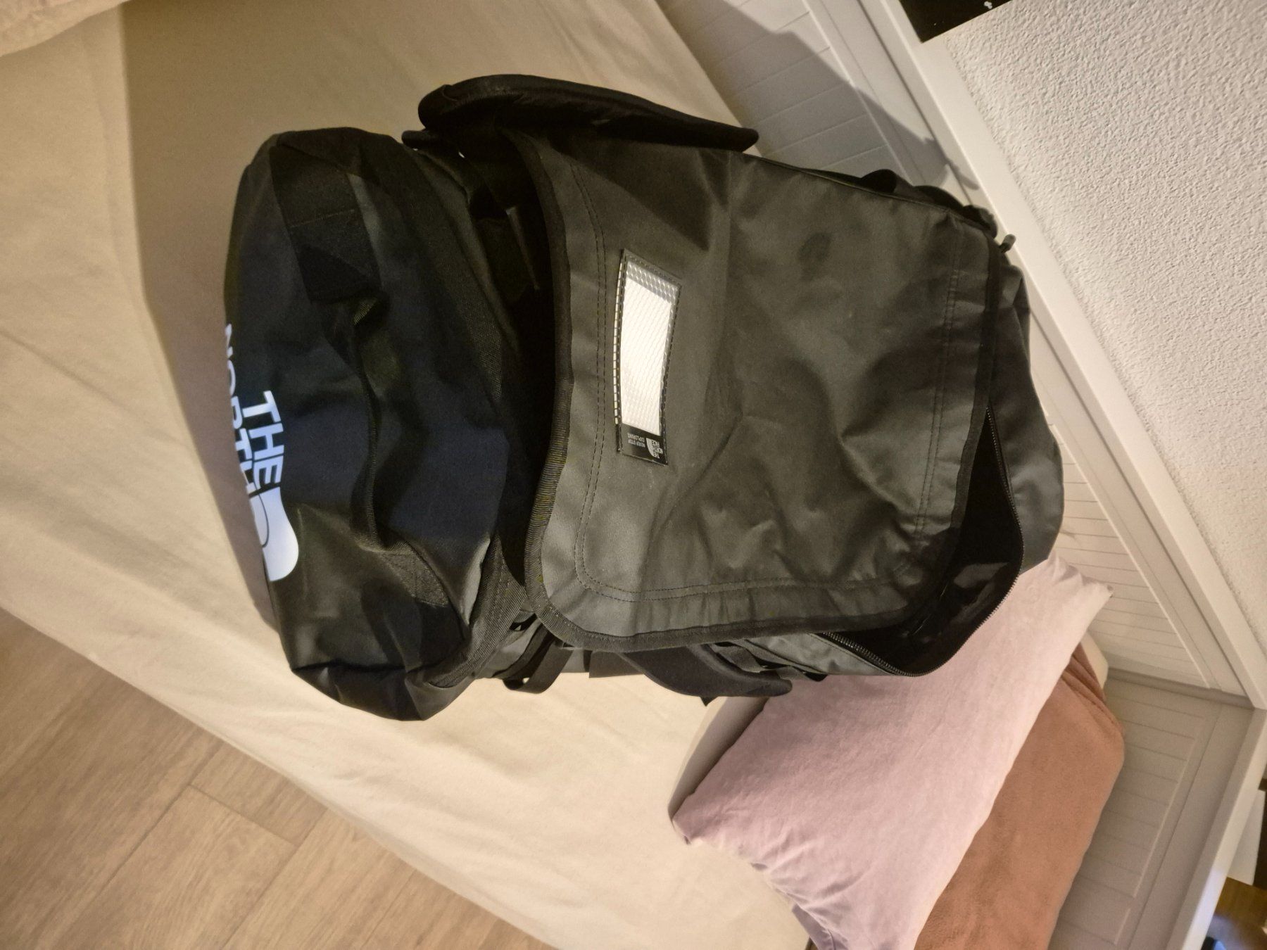 North Face Taschen: North Face Duffel Bag L – Neu (gemäss Beschreibung) aus Riet (Neftenbach) von JakeDrummingFarmer