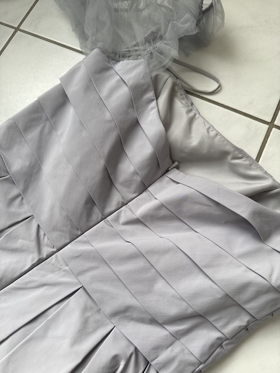 Vestiti: Festliches Kleid Gr 38 – Usato da Zell ZH venduto da Guffos 3