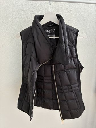 Gilet Calvin Klein Performance noir taille S bon état