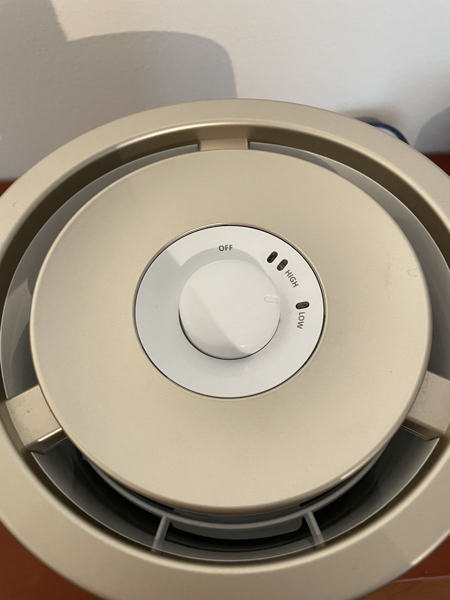 Philips Luftbefeuchter: Philips Luftbefeuchter – Gebraucht aus Ebikon von Noe.Who 1