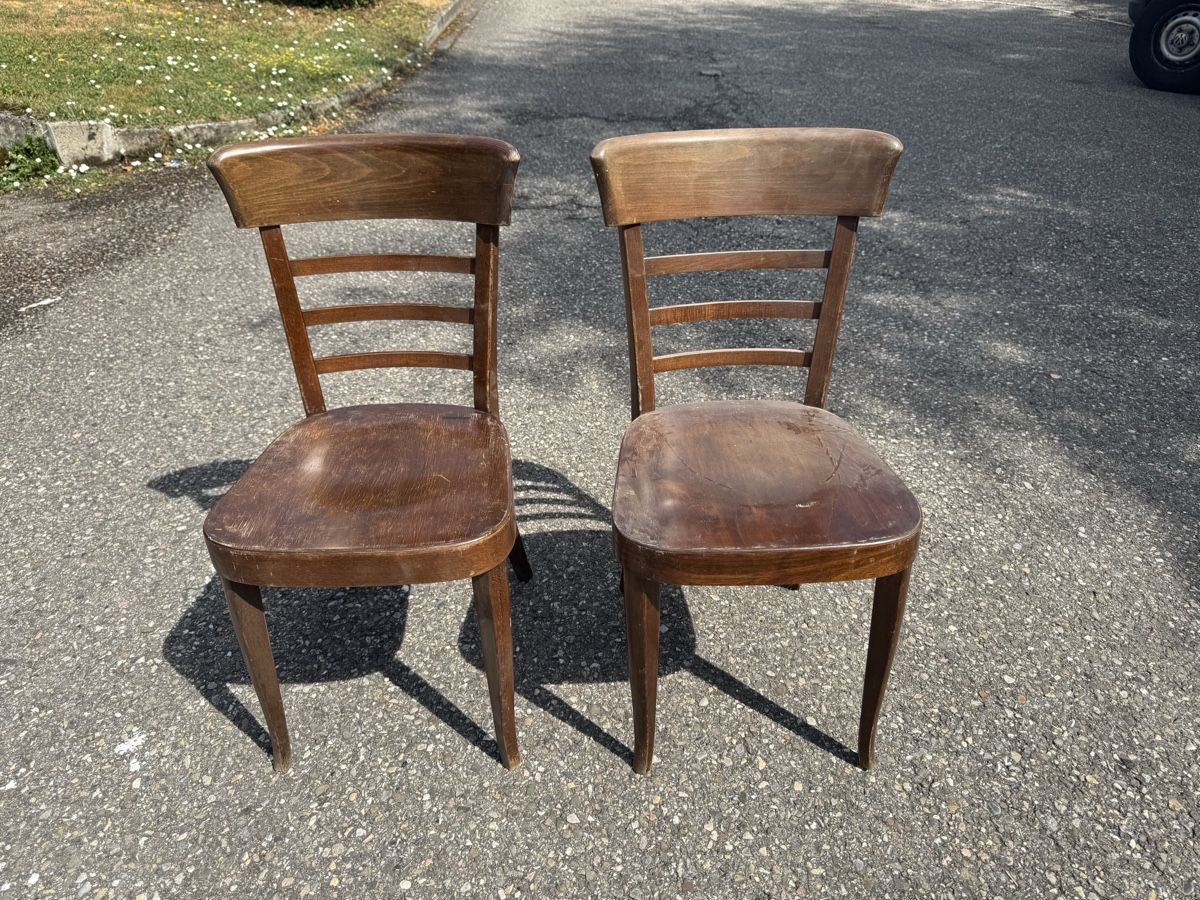 Stühle: 2 Horgen Glarus Stühle ab 1.-  – Gebraucht aus Grenchen von Design-Outlet