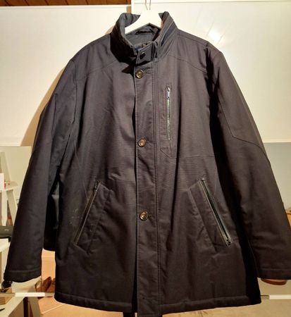 Bugatti Wintermantel, Gr. 54, neuwertig, warm und elegant!