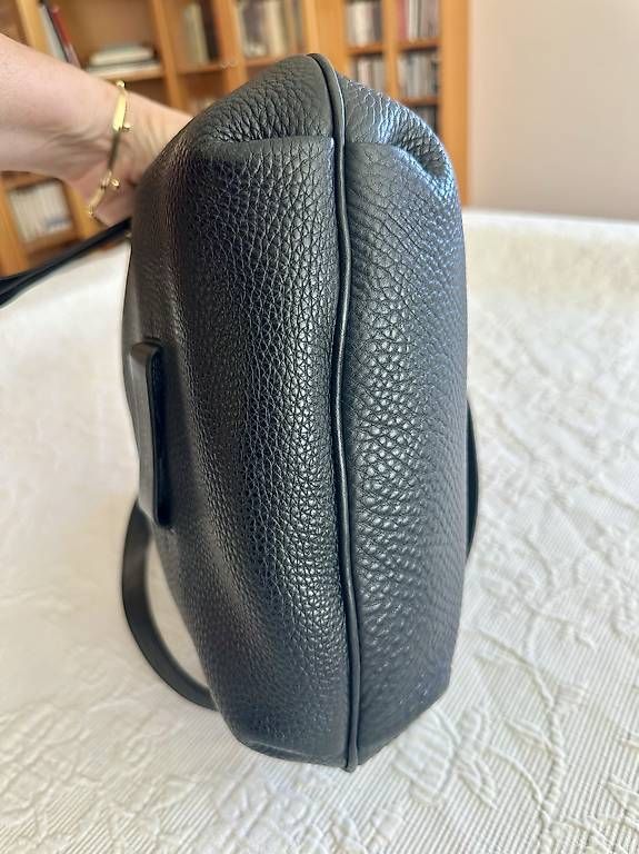 Marc Jacobs Taschen für Damen: Schwarze Marc Jacobs Leder Umhängetasche – Gebraucht aus ALPNACH DORF von yayanou 2