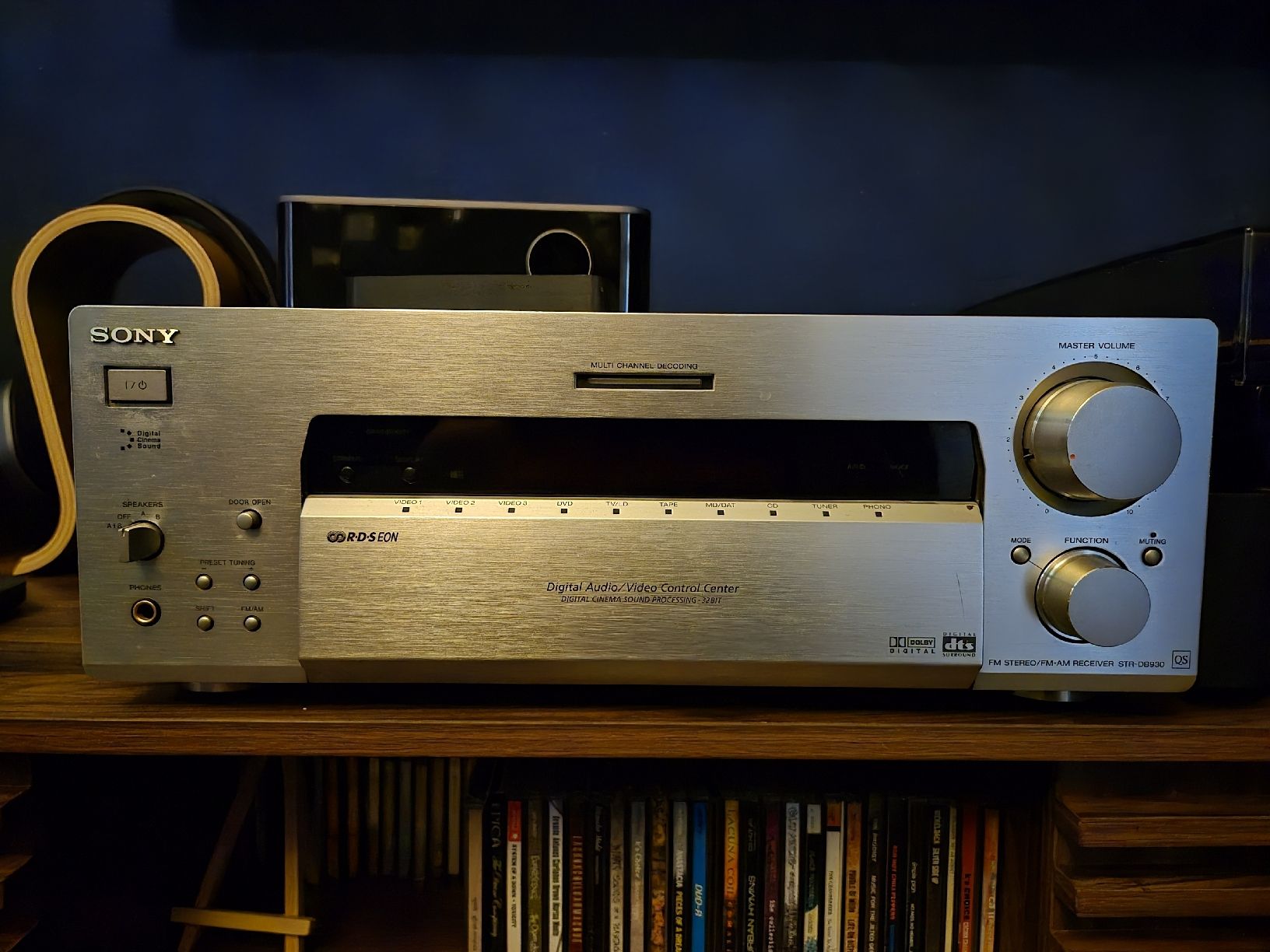 Sony Home Cinema: Sony STR-DB930QS Digital Audio/Video Receiver, no speakers. – Usato da Yverdon-les-Bains venduto da Dormondm