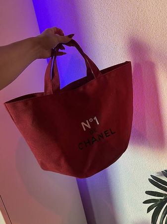 CHANEL TOTE BAG