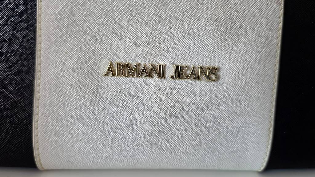 Borse da donna: Handtasche von Armani Jeans – Usato da Wängi venduto da bm8677 3