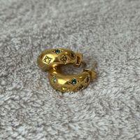 18KGP Bunte Kreole Ohrstecker mit Sternen