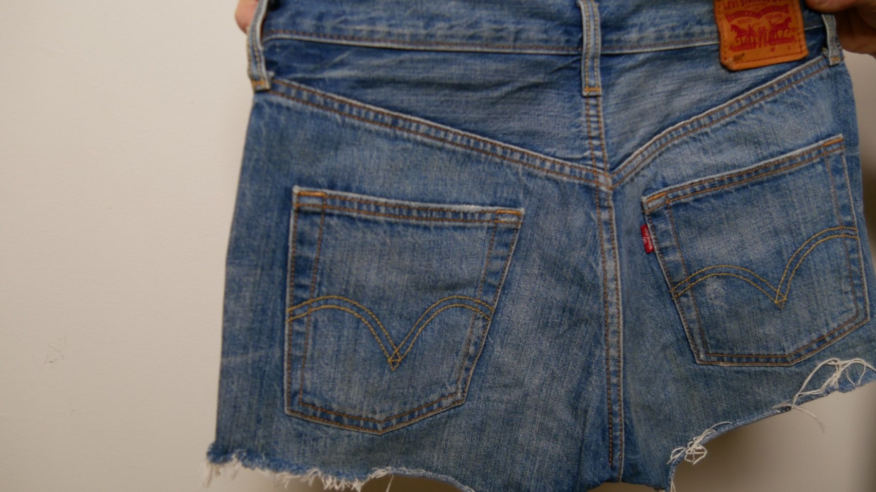 Levi's Hosen: Levis Jeans Shorts Grösse S 36 Denim – Gebraucht aus Zürich von julia_vina 2