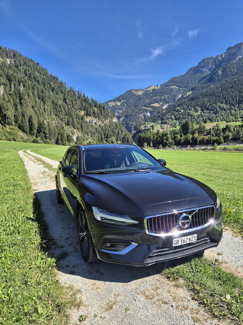 Volvo Autos: Volvo V60 T6 – Gebraucht aus Tumegl/Tomils von tho_bnl8 1
