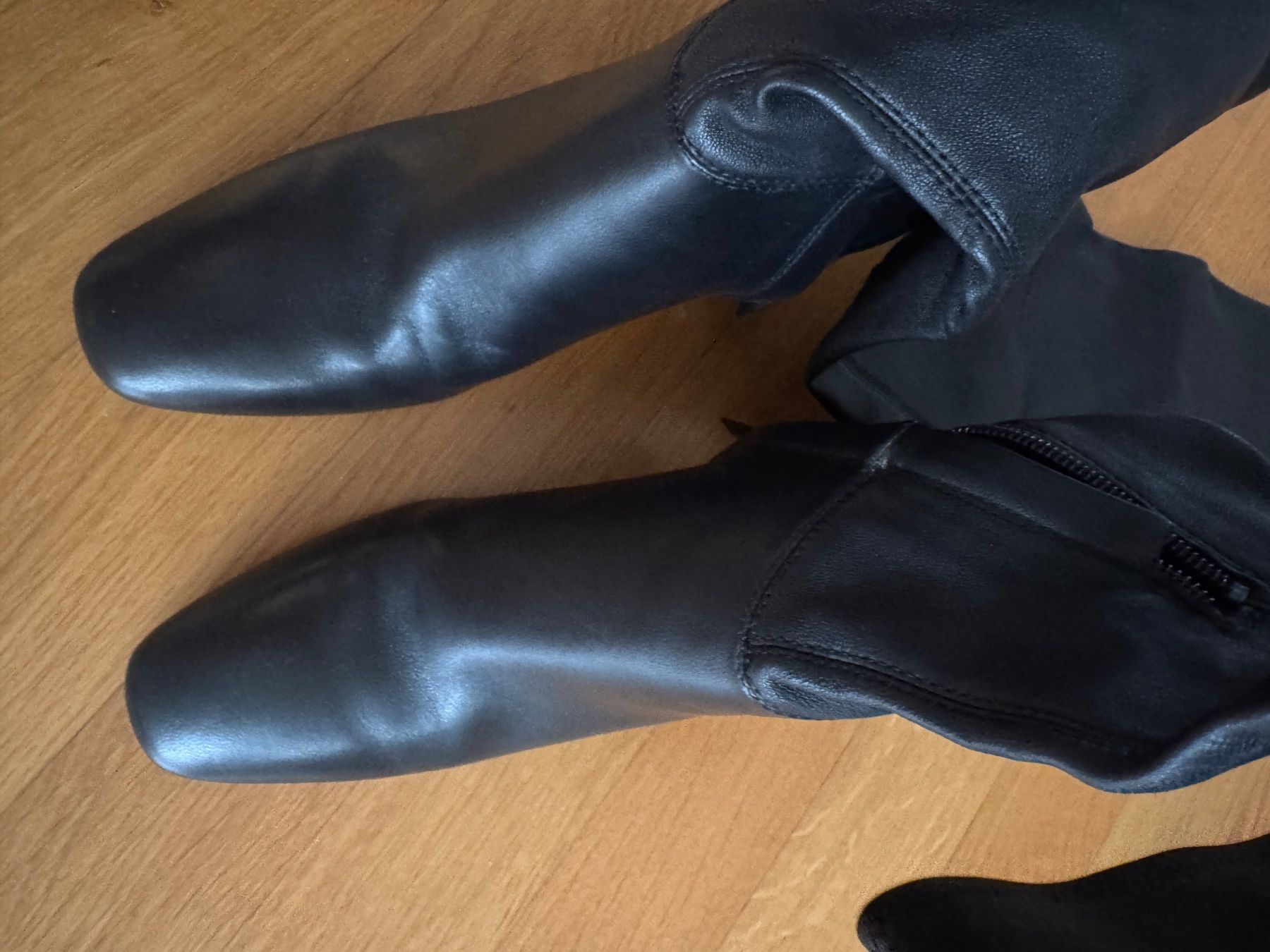 Massimo Dutti Scarpe da donna: Leder overknees Stiefel Massimo Dutti Gr 36 – Usato da Unterengstringen venduto da Cuz_5555 1