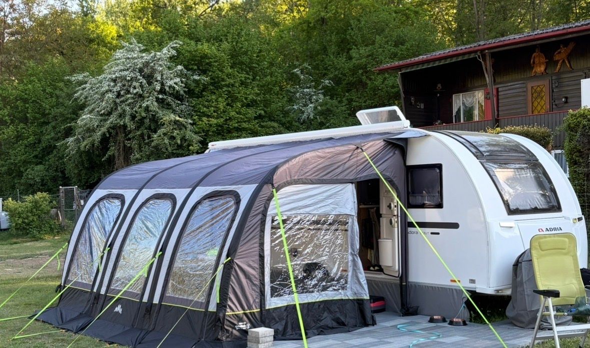 Adria Veicoli da campeggio: Wohnwagen Adria 572 UT – Usato da Bichwil venduto da Eugemeol 2
