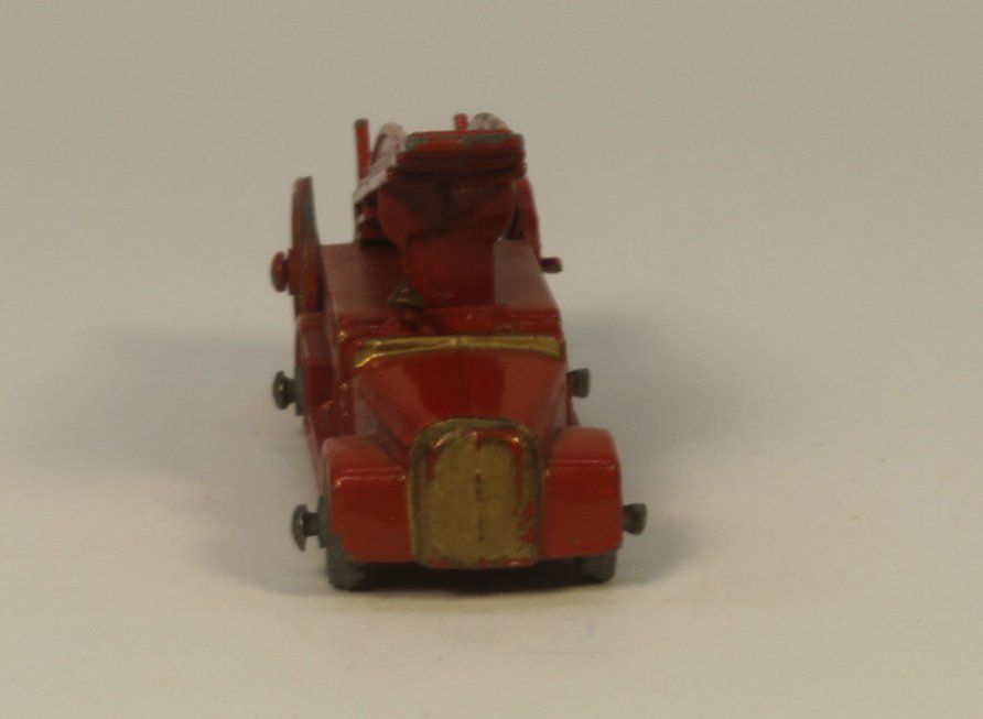 Matchbox Voitures modèles: Matchbox Lesney 9A Dennis Fire Escape – D'occasion à Zofingen par Trukli58 2