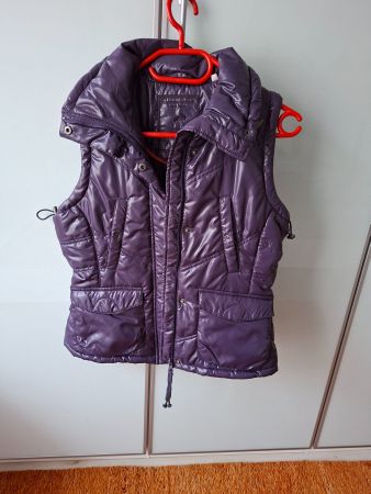Damenweste Lila, Grösse S/36, ideal für den Übergang!