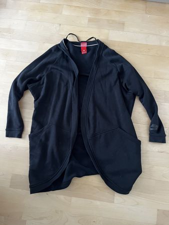 Nike Damen jerseyjacke, schwarz, Gr. S 