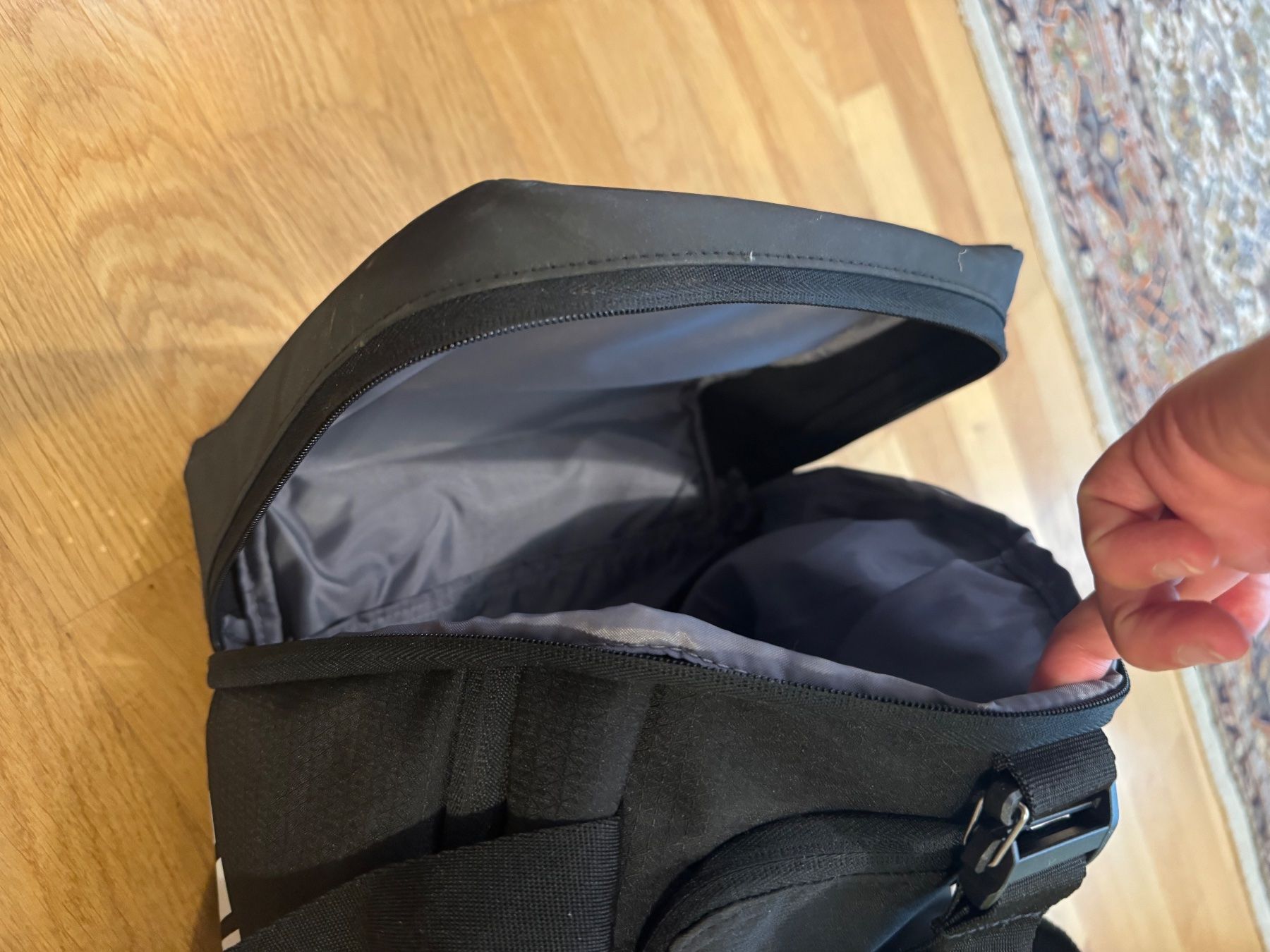Adidas Taschen: Sporttasche Adidas, klein – Gebraucht aus Wilchingen von ninachristen 2