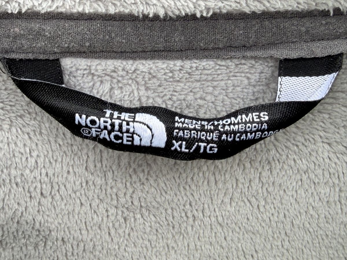 North Face Giacche: The North Face Strickfleece Jacke XL – Nuovo (secondo la descrizione) da Grüt (Gossau ZH) venduto da Rocks55 5