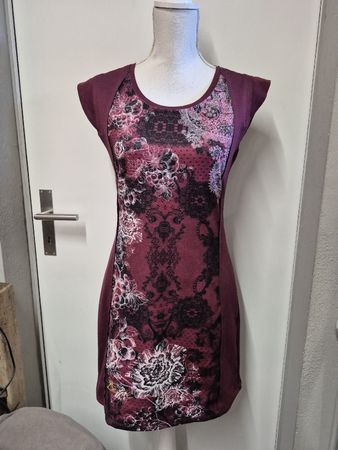 Desigual Jersey Kleid mit Muster Gr.M, bordeaux
