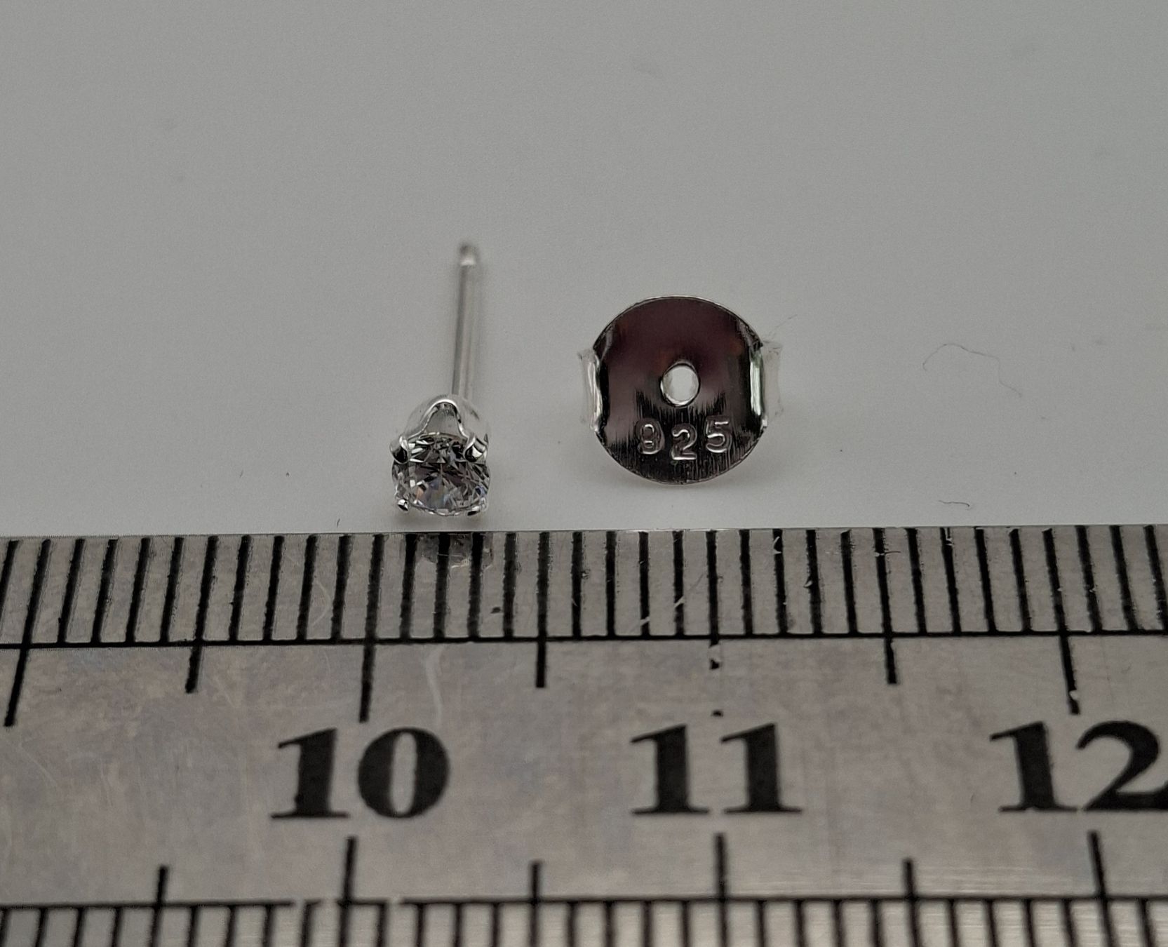 Orecchini pendenti & Orecchini a lobo: 925 Silber Ohrstecker mit Zirkonia – Nuovo e nell'imballaggio originale da Kriens venduto da Wolly85 1