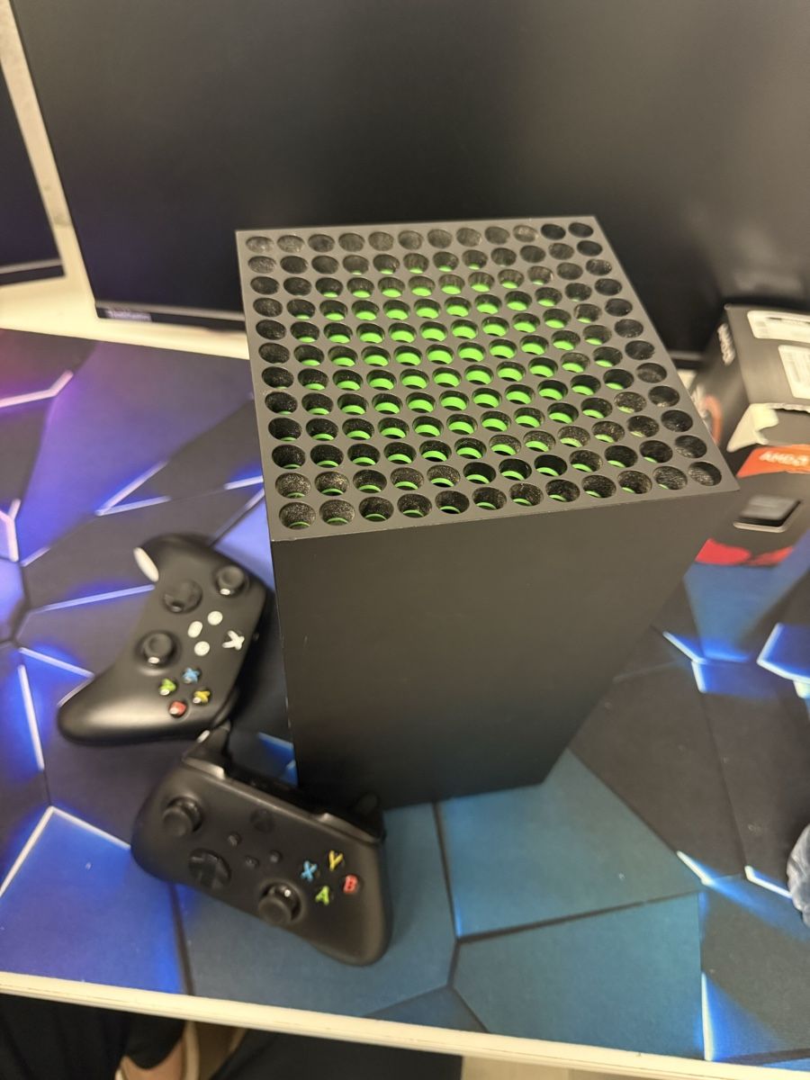 Microsoft Konsolen: Xbox serie X – Gebraucht aus Othmarsingen von ale_r2tb