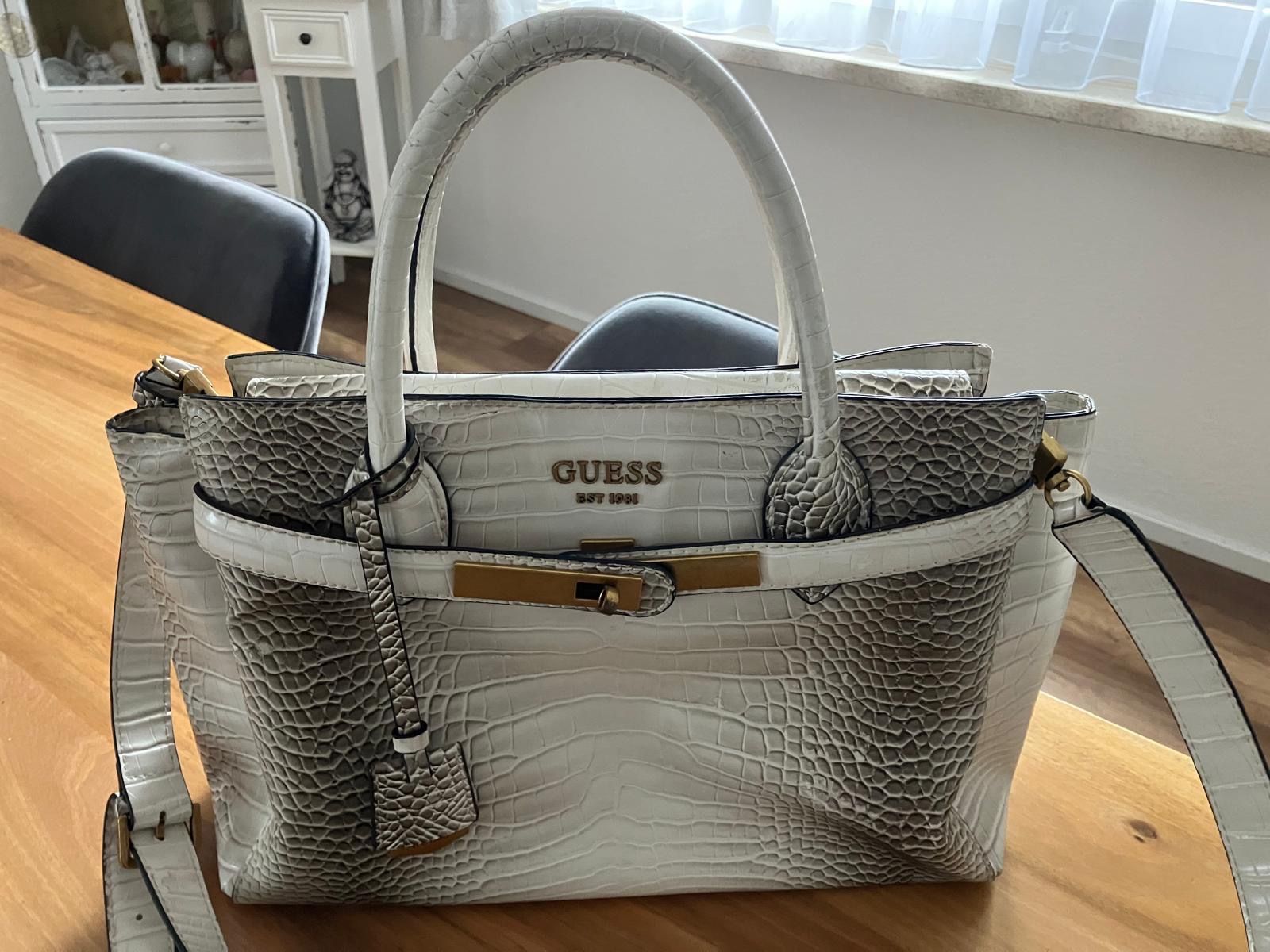 Guess Borse da donna: Guess Handtasche – Usato da Altstätten SG venduto da Nik2009 6