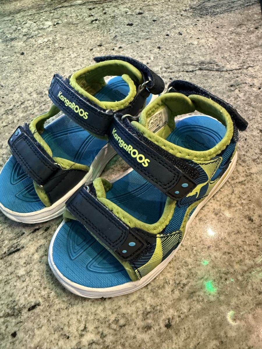Scarpe per ragazzi: Kinderschuhen Gr. 25/26 – Usato da Steckborn venduto da Diana.84 3