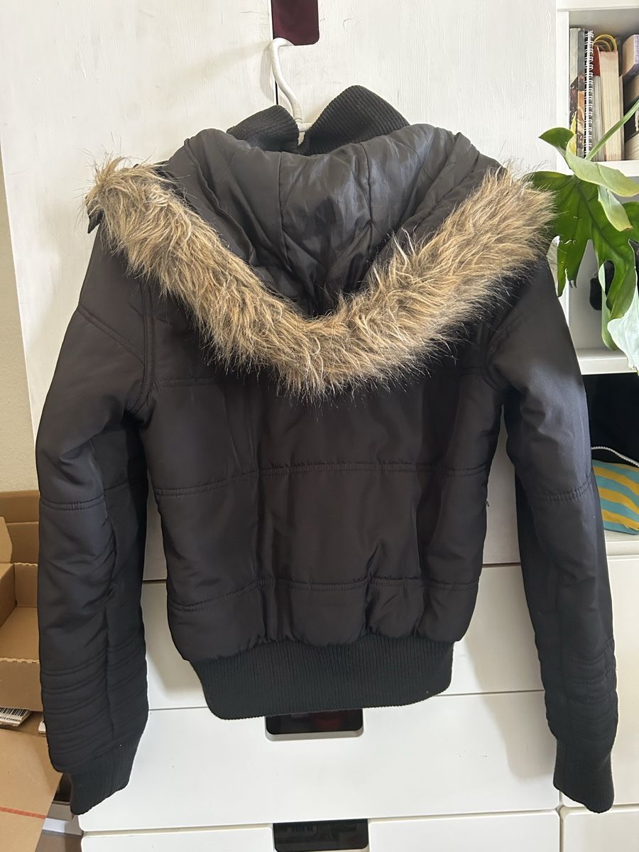 Only Giacche: Y2k Jacke Only – Usato da Uster venduto da alin13e 1
