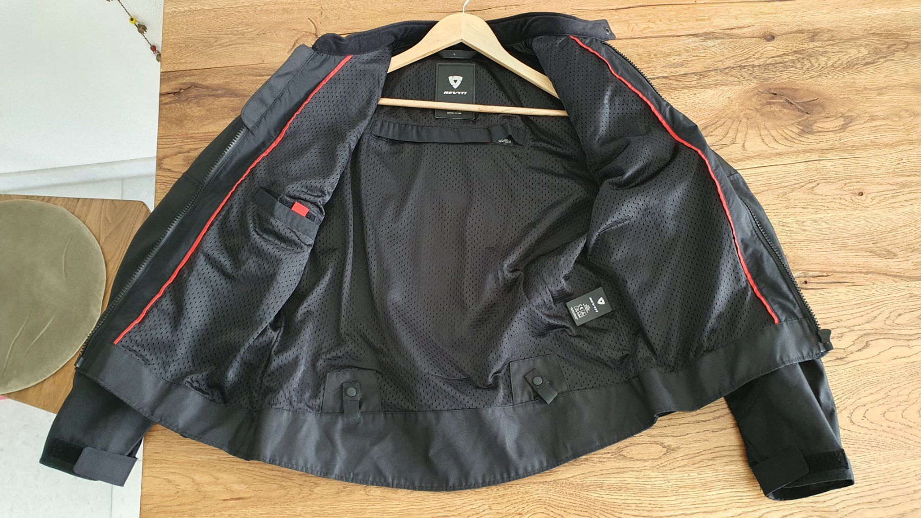 Jacken: Revit Eclipse Jacke Grösse L schwarz wie neu – Gebraucht aus Wohlen AG von didacuscarr 1