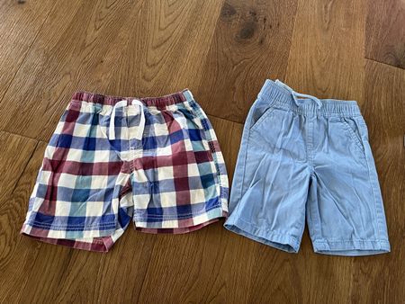 2 x Shorts Jungs Größe 80