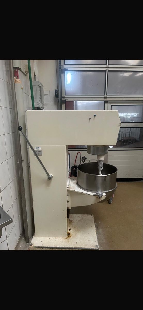 Elettrodomestici da cucina: Profi-Teigknetmaschine – Usato da Bützberg venduto da Chisco 1
