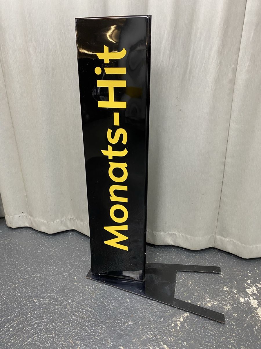 Allestimento di negozi e stand fieristici: Tafel Monatshit – Usato da Hägglingen venduto da Karin0802 9