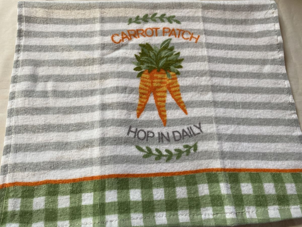 Linges de cuisine: Cute Carrot Patch Kitchen Towel - Spring easter Decor – Neuf avec emballage d'origine à Buttikon SZ par Maxwelltime 1