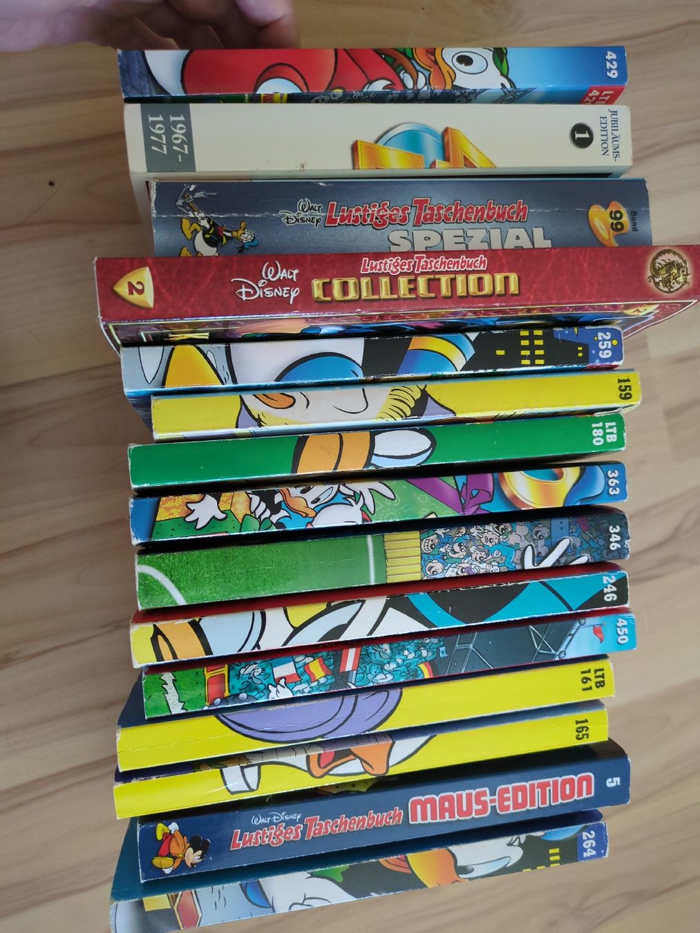 Comics: lustige Taschenbücher 15Stk.  – Gebraucht aus Susten von Pu0