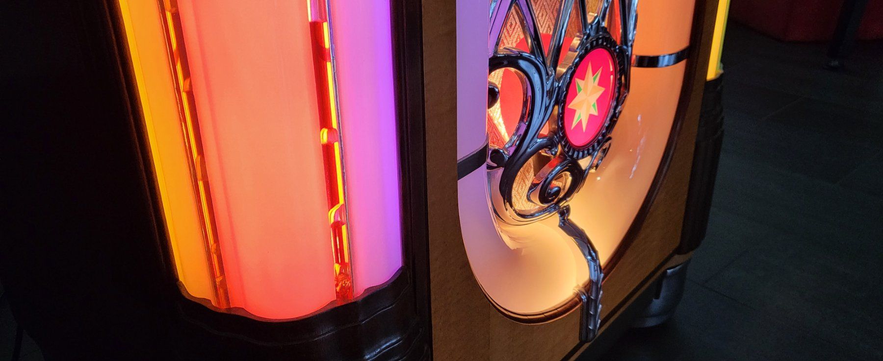 Wurlitzer Jukebox: Wurlitzer 1015 Bubbler 1946, komplett restauriert – Usato da Grenchen venduto da Bosso62 1
