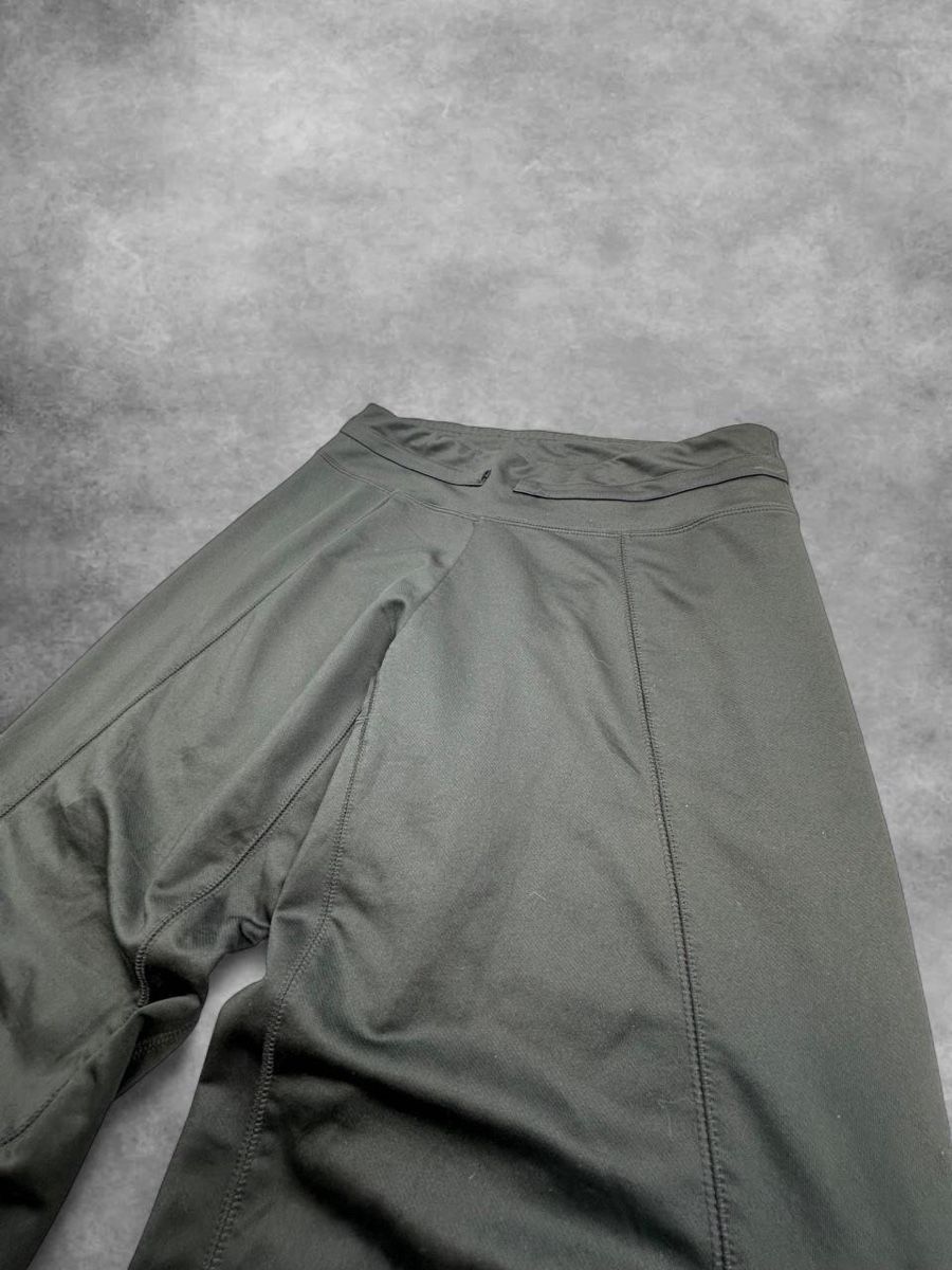 Nike Pantaloni: Nike trousers – Usato da Erlinsbach SO venduto da TogaResell 1