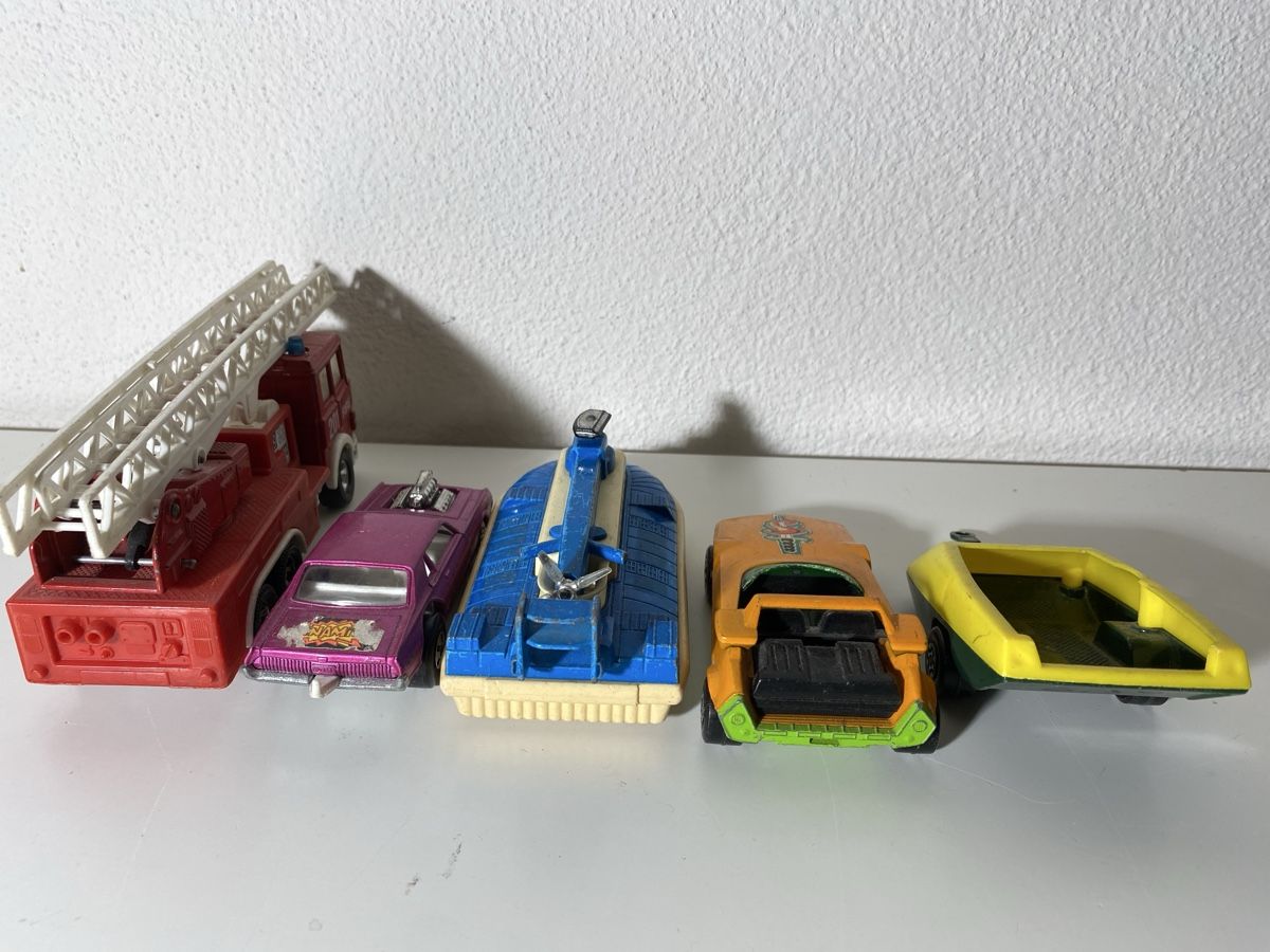 Matchbox Modellini d'auto: Matchbox Autos ( grössere) – Usato da Winterthur venduto da ben_9vxx 8