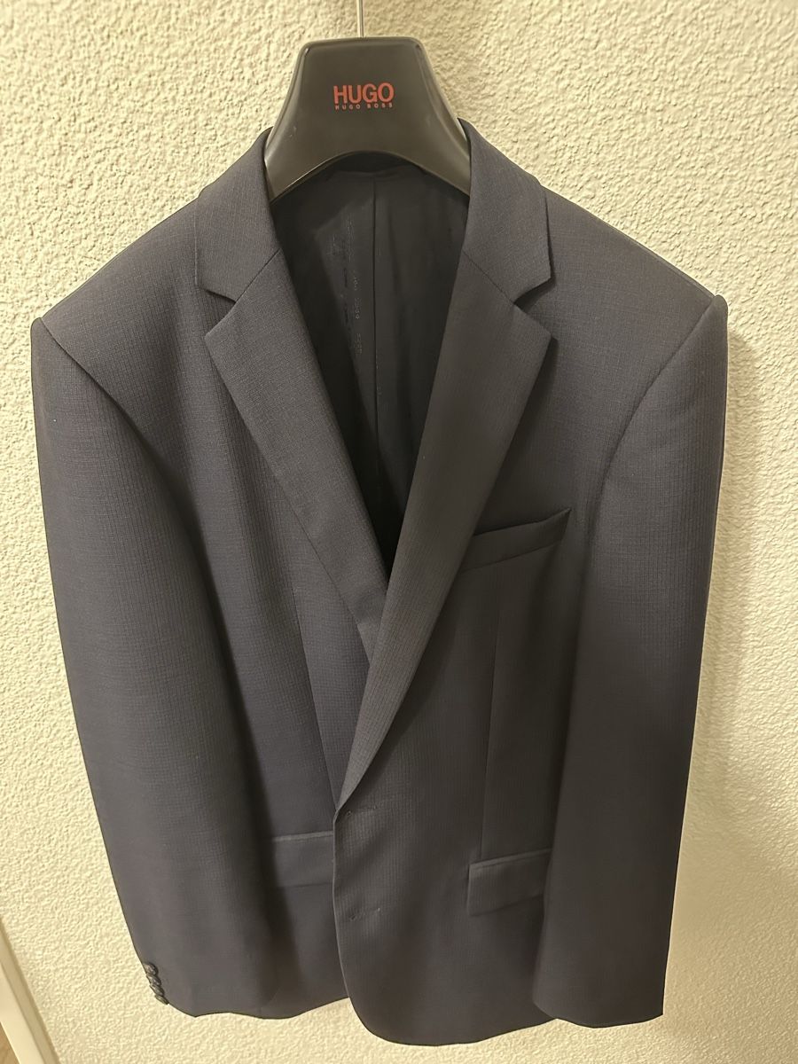 Hugo Boss Completi: Hugo Boss Anzug Gr. 44 – Difettoso da Steinhausen venduto da casaplia