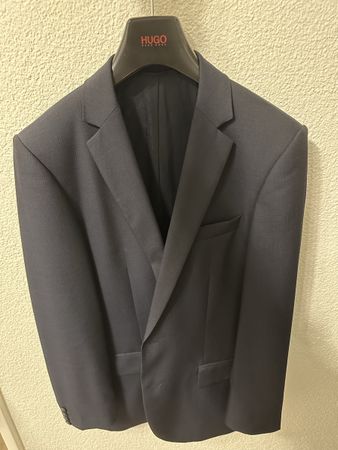 Hugo Boss Anzug Gr. 44