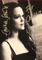 Emilia Schüle Autogramm signiert Foto 10x15cm