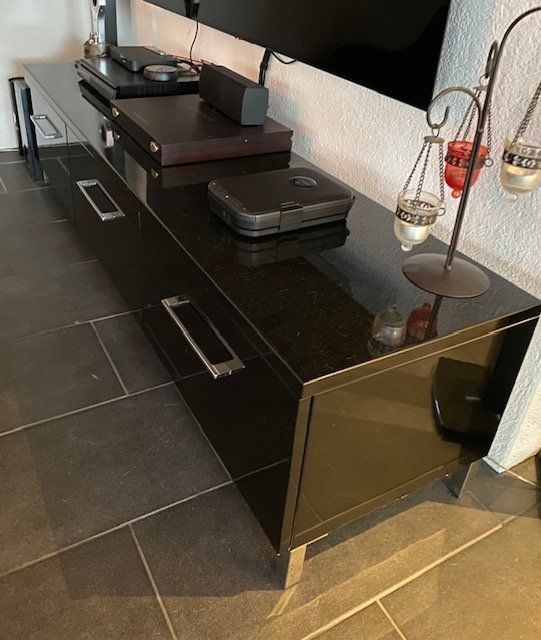Kommoden: Hochglanz-Sideboard mit Schubladen – Gebraucht aus Wädenswil von droopyCH 1