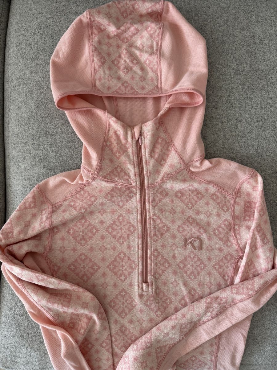 Giacche: Kari Traa, cape jacket, monogram, S, 100% wool – Usato da Zürich venduto da jacquipetite 1